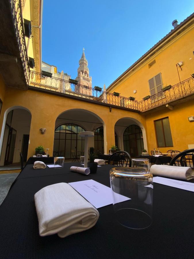 Locanda Torriani Aparthotel Cremona Exterior photo